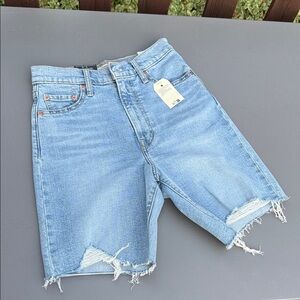 Levi’s rib cage Bermuda short size 26 Light Blue Denim Cutoff Shorts NWT